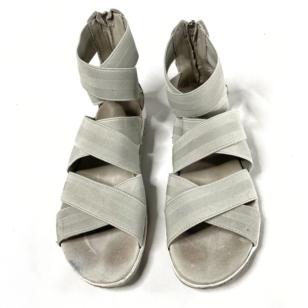 Sorel Out N About Plus Elastic Strappy Sandals Size 7.5 Grey - Picture 2 of 6